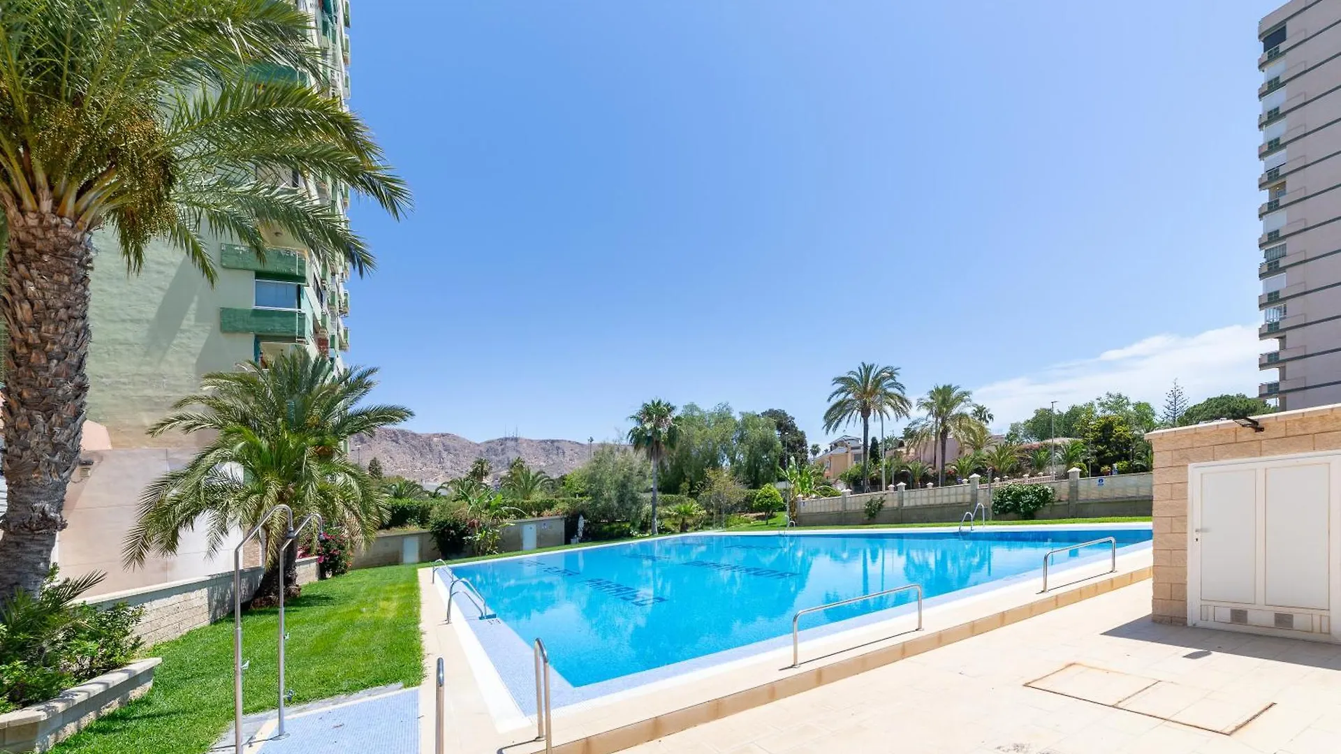 אגוואדולסה Trendy Homes Paradise